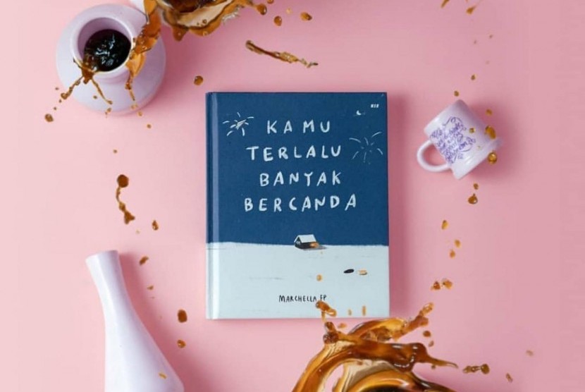 Buku Kamu Terlalu Banyak Bercanda (KTBB)