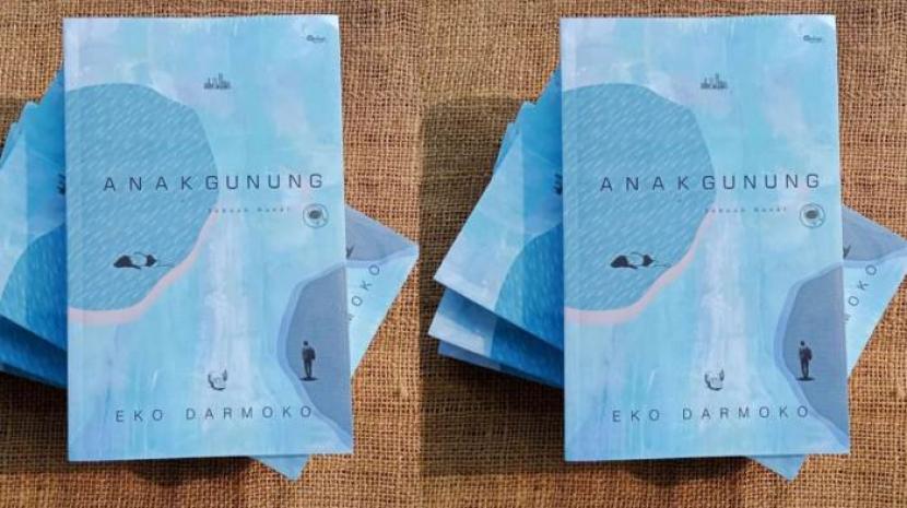 Buku sastra berbentuk novel Anak Gunung karya prosais Eko Darmoko.