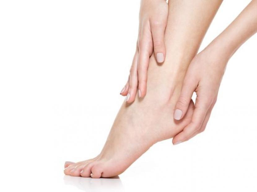 Kaki penderita osteoporosis (Ilustrasi). Satu kali kejadian jatuh bisa mengakibatkan patah tulang pergelangan kaki pada penderita osteoporosis.