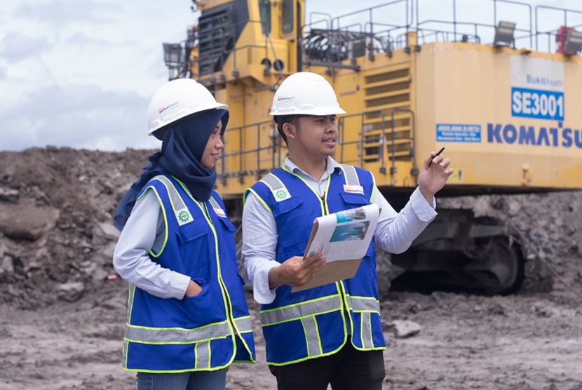 BUMN Holding Industri Pertambangan MIND ID atau Mining Industry Indonesia berkomitmen menerapkan budaya K3 di lingkungan perusahaannya. Sebagai induk dari lima perusahaan pertambangan PT Aneka Tambang Tbk (Antam), PT Bukit Asam Tbk (PTBA), PT Indonesia Asahan Aluminium (Inalum), PT Timah Tbk, dan PT Freeport Indonesia (PTFI), MIND ID menjadikan K3 sebagai prinsip fundamental dan prioritas bagi anak perusahaannya. 