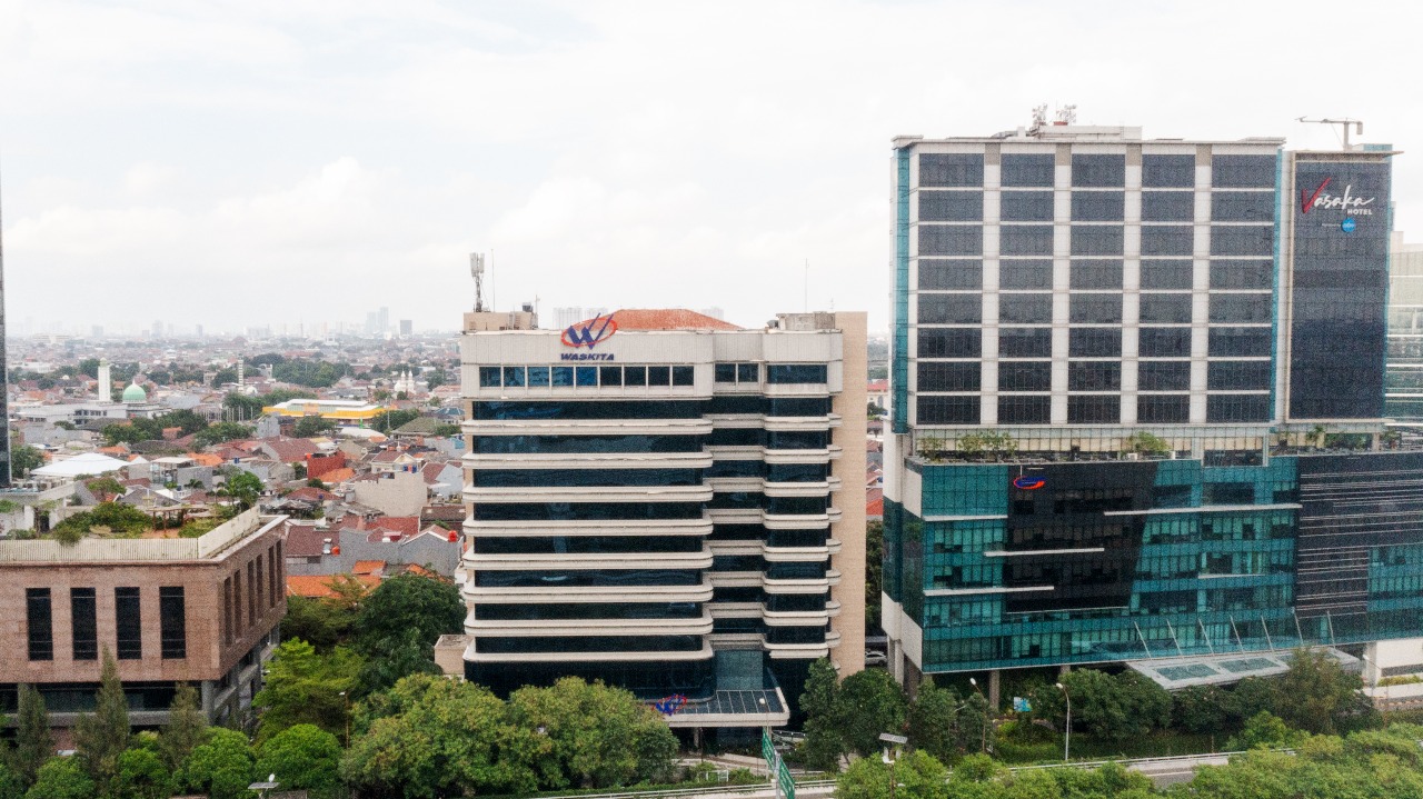 BUMN Konstruksi seperti PT Waskita Karya (Persero) Tbk dinilai memegang peranan vital dalam meningkatkan kualitas hidup masyarakat Indonesia. 