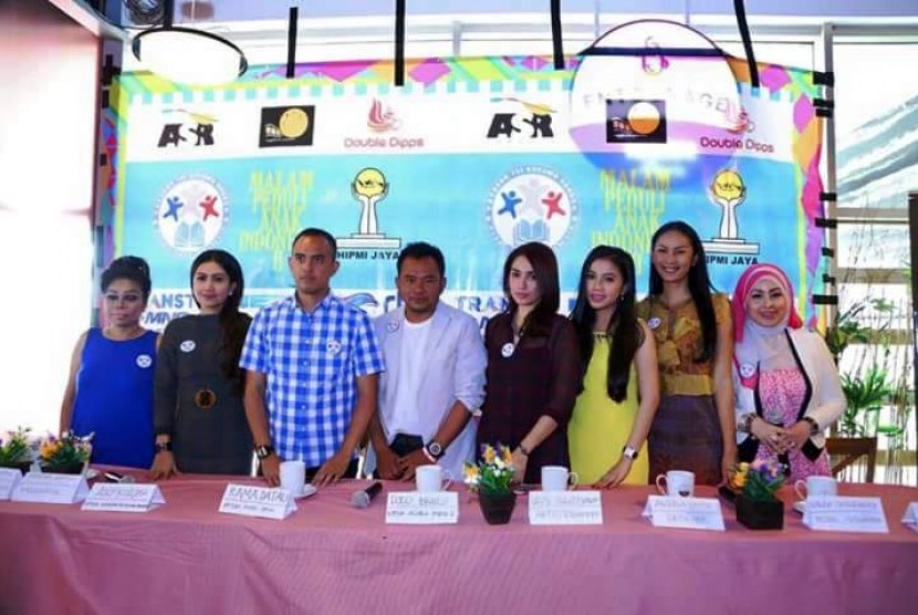 Bunda Any bersama selebritis dan sosialita bakal menggalang dana untuk membantu pendidikan anak jalanan