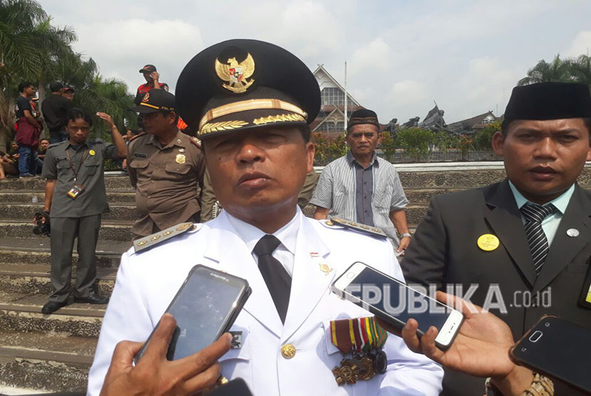 Bupati Bandung, Dadang M Nasser mengatakan di hari jadi Kabupaten Bandung ke 337, tantangan terberat adalah pembangunan di sektor lingkungan, Jumat (20/4).