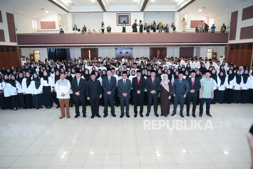 Banyak Kekosongan Kepsek, Bupati Bandung Lantik 309 Kepala Sekolah SD dan SMP