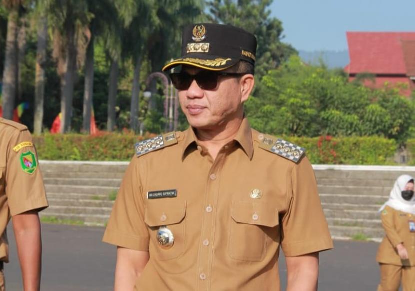 Bupati Bandung HM Dadang Supriatna