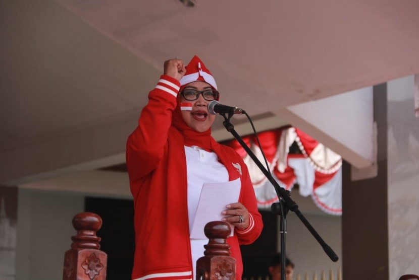 Bupati Bogor, Ade Yasin dalam acara Kirab Merah Putih di Lapangan Tegar Beriman Cibinong, Kamis (15/8).