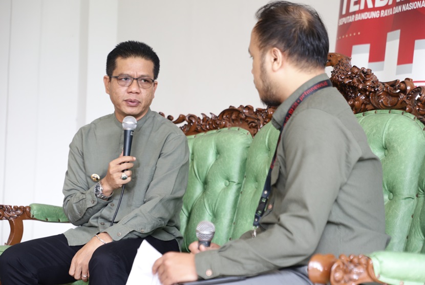 Bupati Dadang Supriatna di sela-sela Talkshow Ngabedaskeun di Rumah Dinas Bupati Bandung, Jum