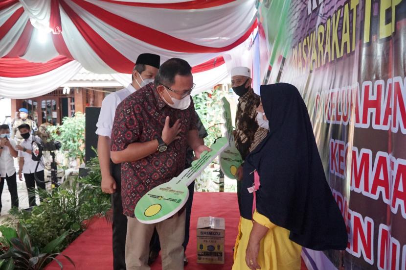 Bupati Dodi  beserta jajarannya sudah melakukan relokasi 50 unit rumah penerima bantuan rumah khusus untuk masyarakat tepian Sungai Musi Kelurahan Balai Agung, Kecamatan Sekayu Kabupaten Muba.