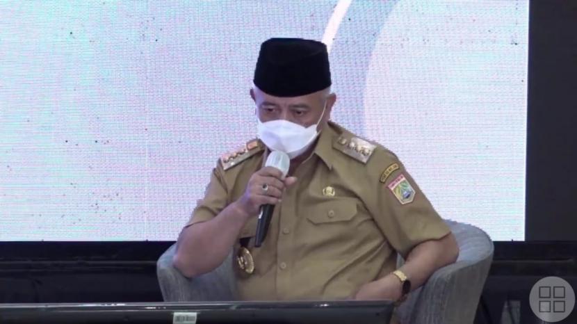 Bupati Malang M Sanusi menyebut prevalensi stunting turun dari 20 hingga saat ini 10 persen