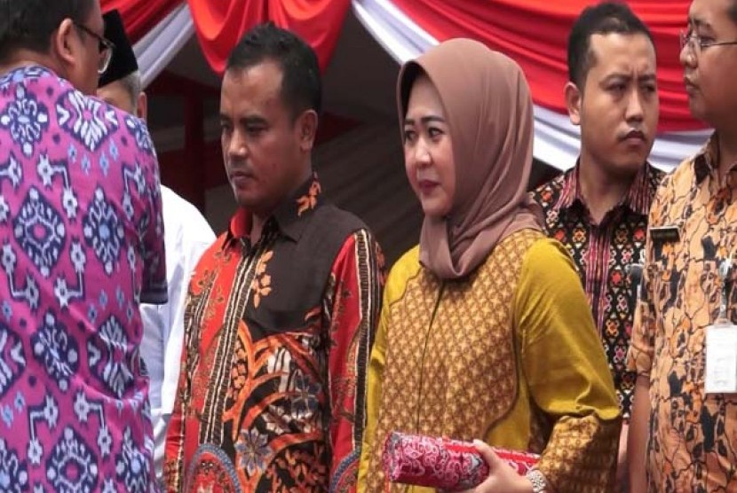 Bupati Purbalingga Tasdi dan Wakil Bupati Dyah Hayuning Pratiwi