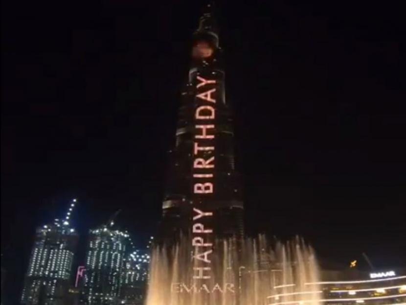 Burj Khalifa Dubai Merayakan Ulang Tahun Shah Rukh Khan