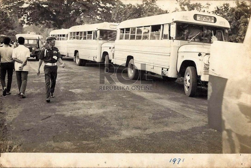 Bus-bus besar siap mengantar para calon jamaah haji. 