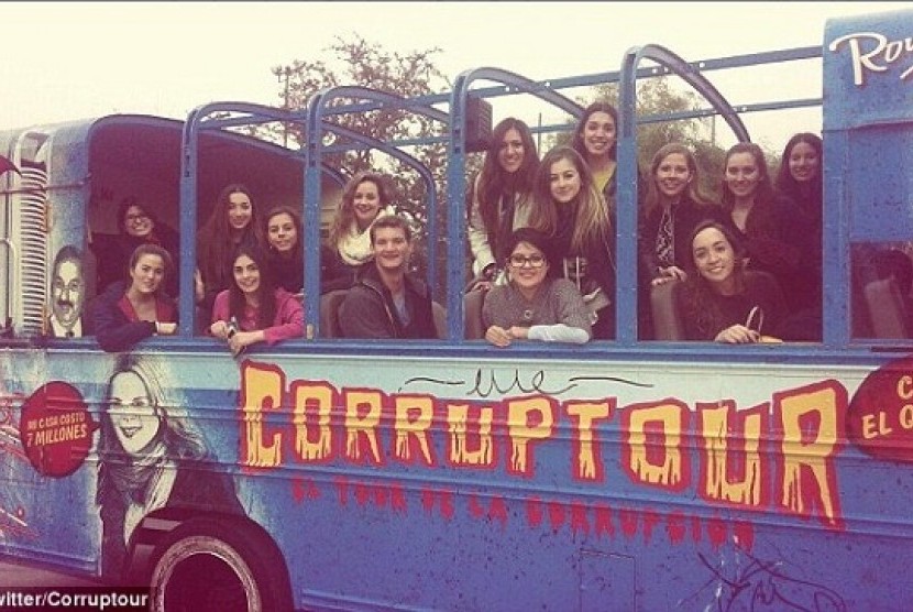 Bus Corruptour 