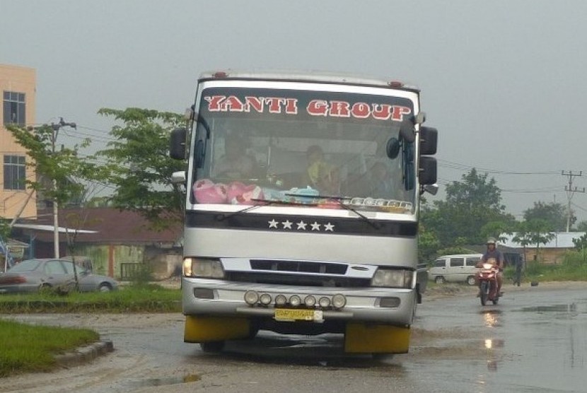 Bus PO Yanti Group (ilustrasi)