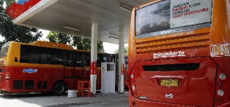 Busway di Stasiun Pengisian Bahan Bakar Gas/Ilustrasi