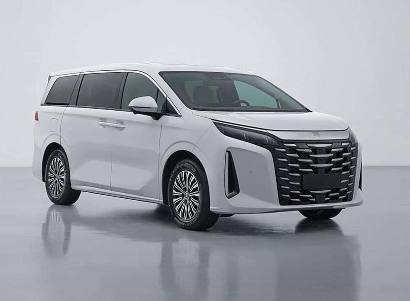 BYD mulai memasarkan MPV plug-in hybrid BYD Xia yang secara dimensi tak jauh berbeda dengan Toyota Alphard.