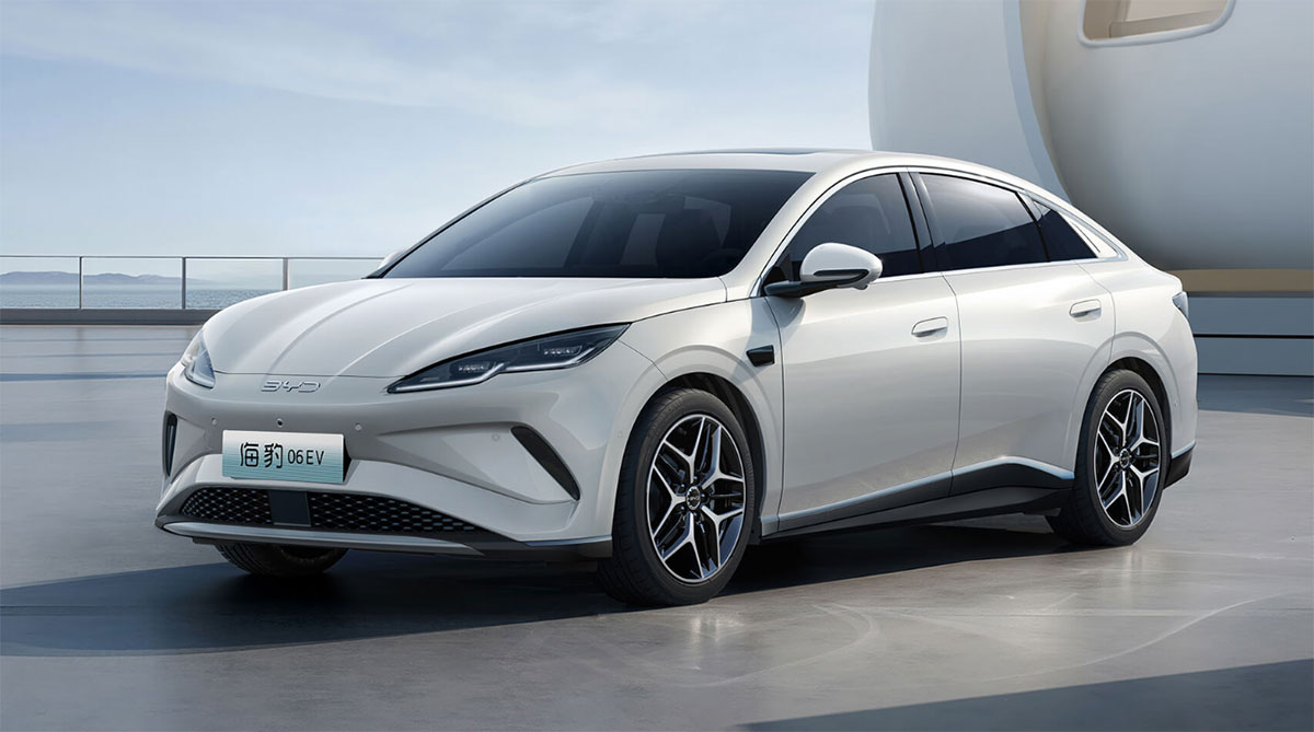 BYD Seal 06 EV resmi diluncurkan dengan harga mulai Rp 246 juta. 