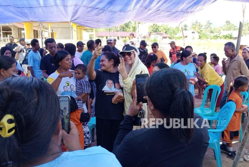 Cabup Cawabup Halmahera Tengah Edi Langkara dan Rahim berkomitmen membantu rakyat 