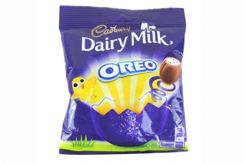 Cadbury Creme Egg dengan Oreo.