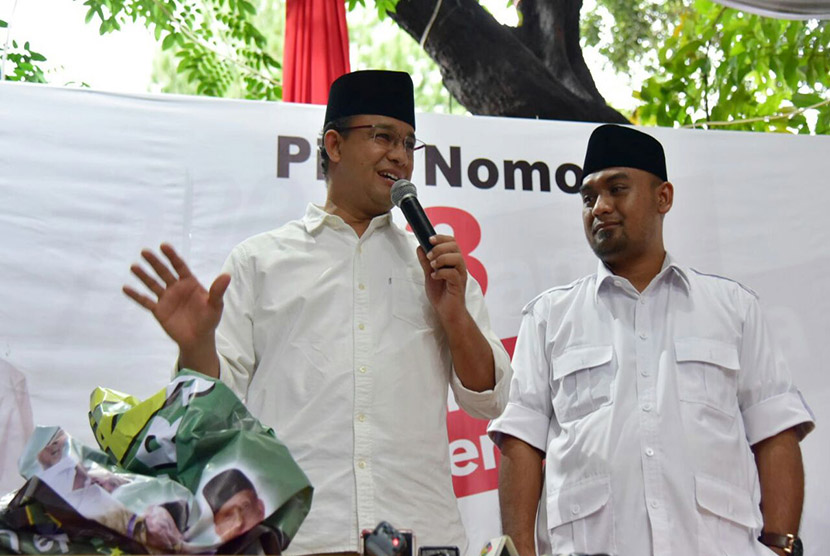 Calon Gubernur DKI Jakarta Anies Baswedan dalam keterangan pers di Jakarta, Senin (3/4), menegaskan beredarnya spanduk bernada SARA bukan berasal dari dirinya ataupun tim pemenanganannya. 