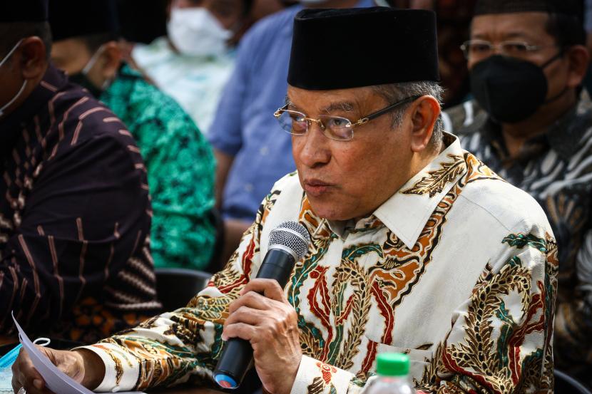 Dewan Pembina Islam Nusantara Foundation (INF) KH Said Aqil Siroj, menilai ekonomi syariah menjadi penguat dalam pemulihan ekonomi di Indonesia 