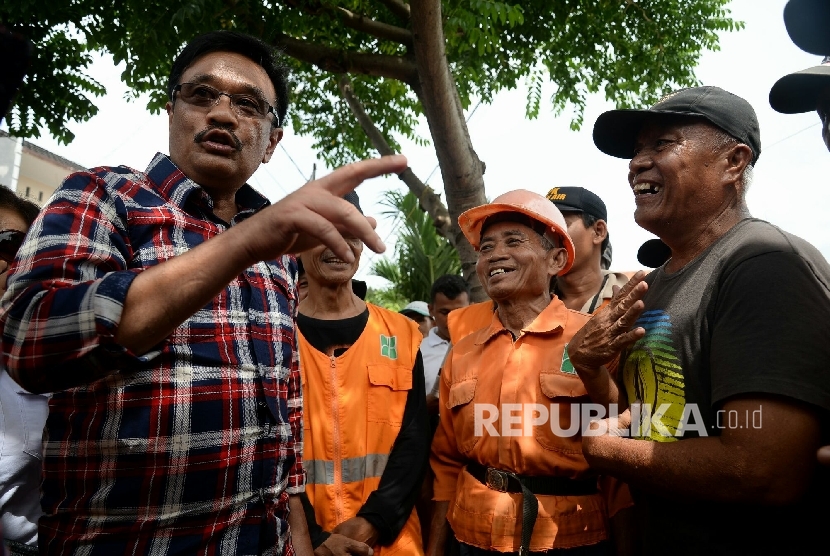 Calon Wagub DKI Jakarta Djarot Saiful Hidayat saat blusukan (ilustrasi).