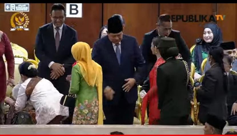 Capres 2024 Anies Rasyid Baswedan menghadiri pelantikan Presiden Prabowo Subianto dan Wapres Gibran Rakabuming Raka di Kompleks Parlemen, Senayan, Jakarta Pusat, Ahad (20/10/2024).