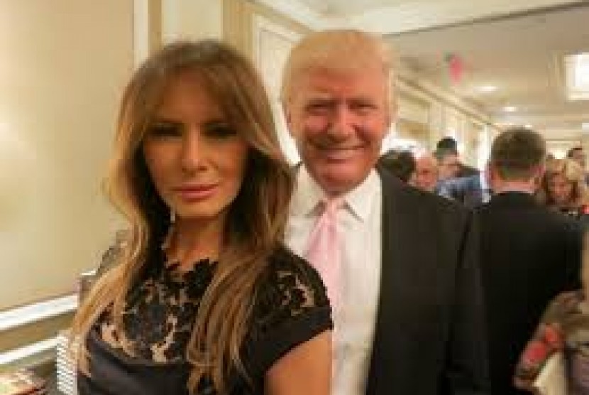Capres AS Donald Trump bersama sang istri, Melania.