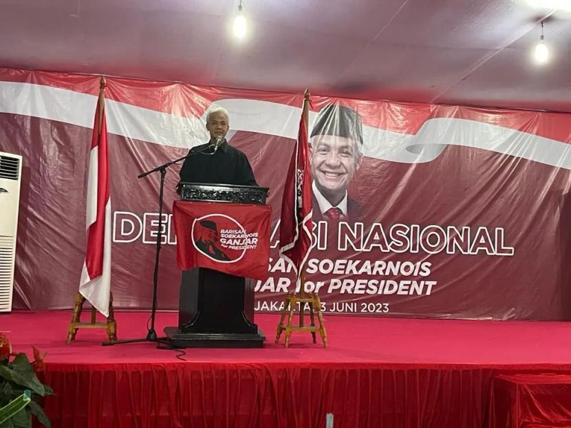Capres Ganjar Pranowo mendapat dukungan dari relawan Barisan Soekarnois Ganjar for President (BSGP) di Jakarta.