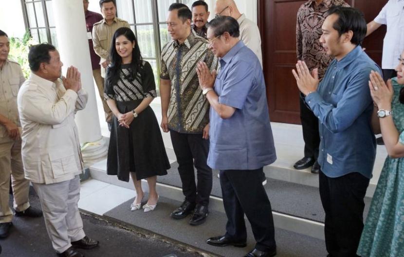 Prabowo Subianto and Susilo Bambang Yudhoyono (SBY).