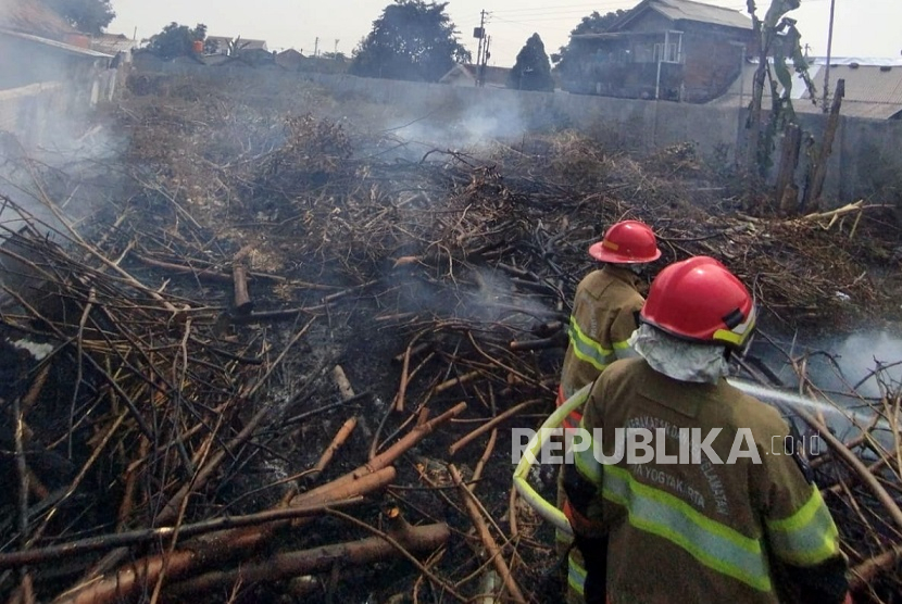 Warga Kota Yogyakarta Diminta tak Bakar Sampah, Cegah Kebakaran Lahan Saat Kemarau