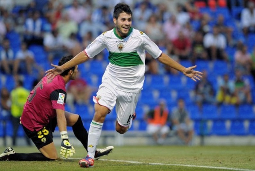 Footballhd. Футболист Carles Gil.