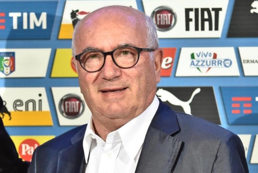  Mantan Presiden Federasi Sepak Bola Italia (FIGC) Carlo Tavecchio.