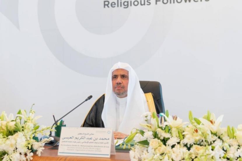 Cendekiawan Arab Saudi terkemuka yang merupakan anggota Dewan Ulama Senior dan Sekretaris Jenderal Liga Muslim Dunia (MWL) Sheikh Muhammad Al Issa. Sekjen Liga Muslim Dunia Sheikh Al Issa Bangga NU Capai Usia Satu Abad