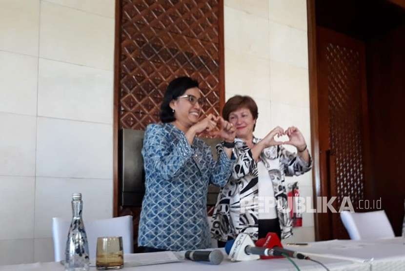 CEO Bank Dunia Kristalina Georgieva dan Menteri Keuangan Sri Mulyani berbicara kepada media soal tawaran pinjaman 1 miliar dolar AS untuk rehabilitasi pascabencana di Palu dan Lombok. 