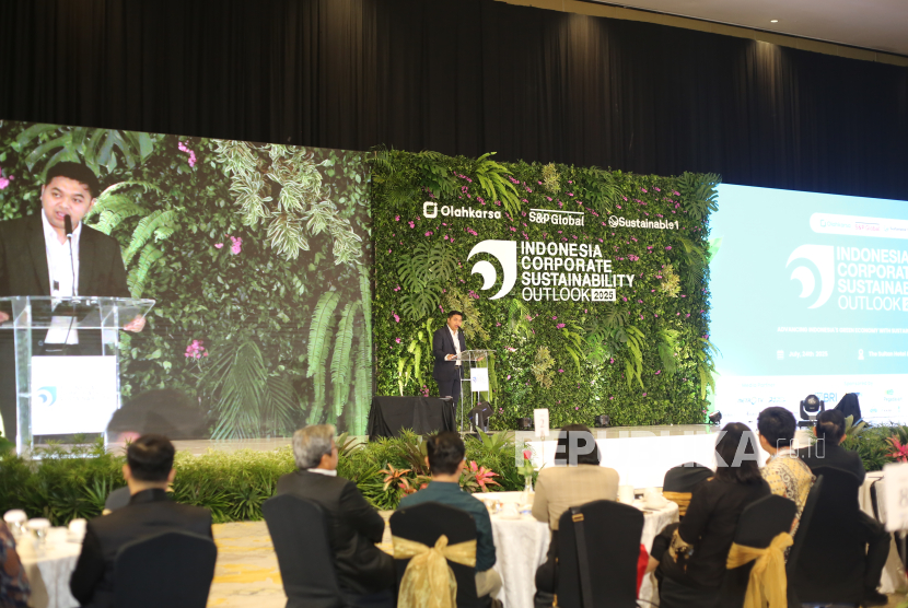 CEO Olahkarsa Unggul Ananta dalam forum Indonesia Corporate Sustainability Outlook (ICSO) 2025.