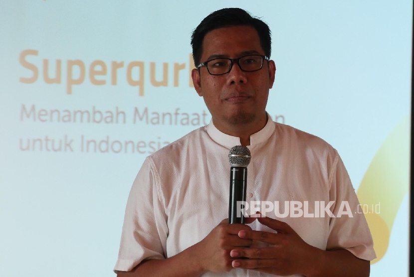 CEO Rumah Zakat Nur Efendi menyampaikan paparannya pada acara konferensi pers bertajuk Qurban untuk Memberdayakan Masyarakat di 1081 Desa Indonesia di Jakarta, Senin (31/7). 