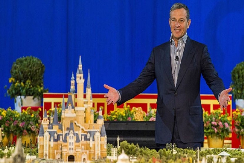 CEO Shanghai Disneyland, Bob Iger