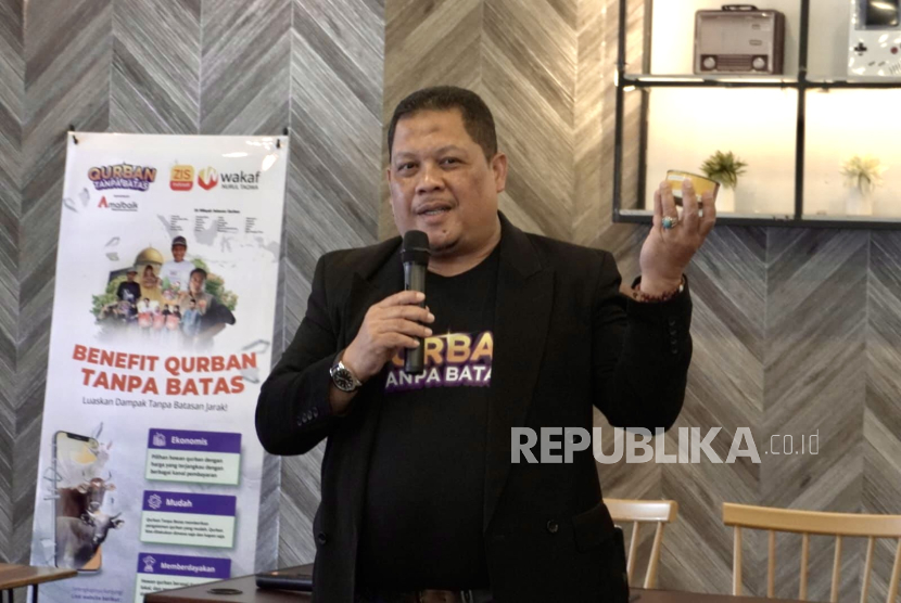 CEO ZIS Indosat Wakhid Efendi 