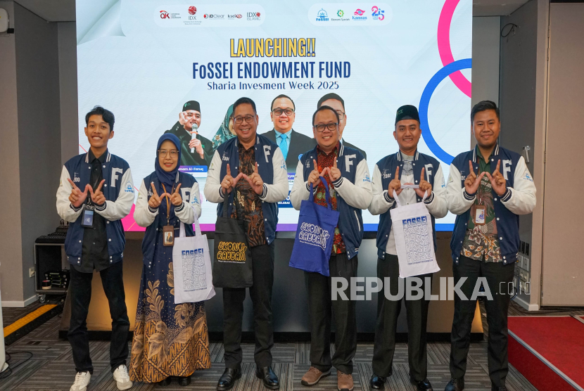 Ceremonial Pembukaan Acara Launching FoSSEI Endowment Fund.