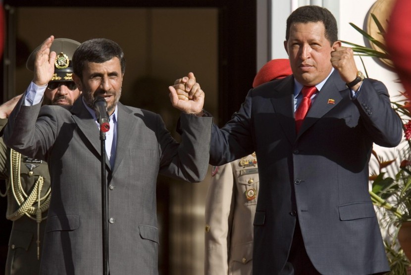 Chavez dan Ahmadinejad