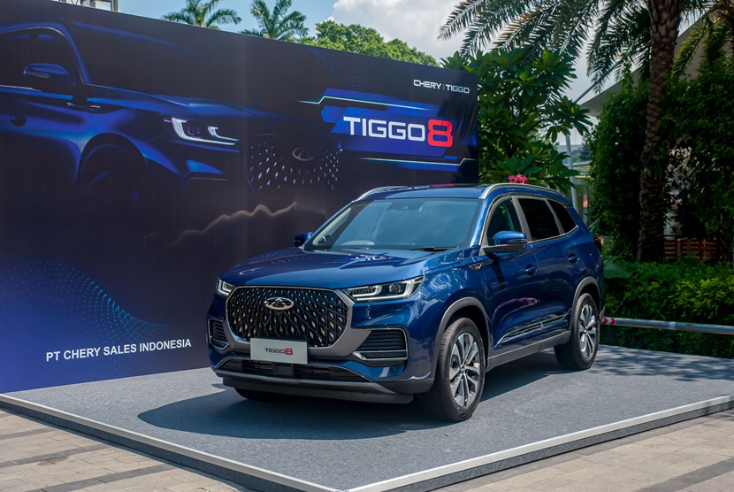 Chery TIGGO 8 mengusung konsep Real Luxury Urban SUV, sebuah perpaduan sempurna antara performa, kepraktisan, dan kemewahan dalam satu kendaraan.