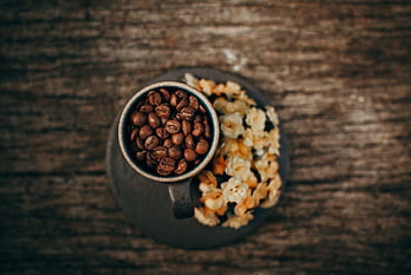 Chicory Coffee dibuat menggunakan akar tanaman chicory yang diseduh selayaknya kopi (Foto: ilustrasi chicory coffee)