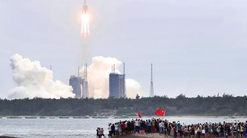 China meluncurkan kedua dari tiga modul stasiun luar angkasa ke orbit pada Ahad (24/7/2022).