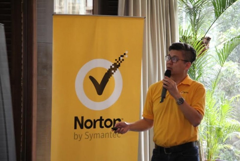 Choon Hoon Chee, Director, Asia Consumer Business, Norton by Symantec. 