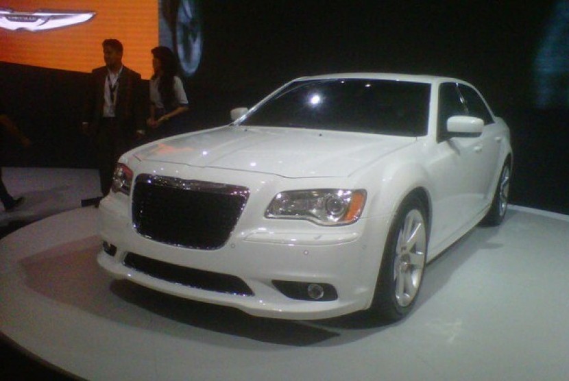 Chrysler all new 300 C SRT