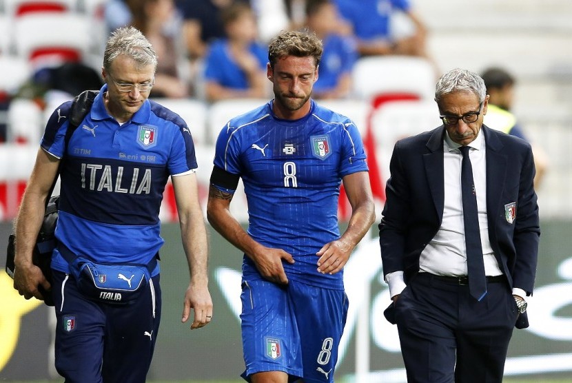 Claudio Marchisio (tengah).