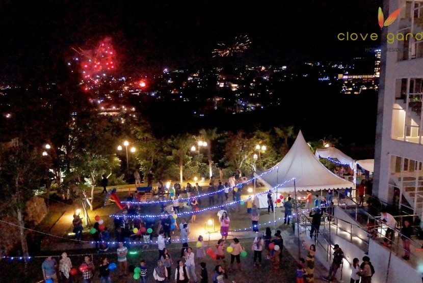  Clove Garden Hadirkan 'Glowing Bohemian Party'