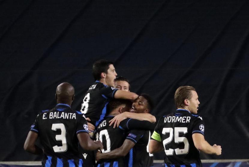 Club Brugge memelihara asa lolos dari Grup F setelah menang 3-0 atas tamunya Zenit St Peterseburg.