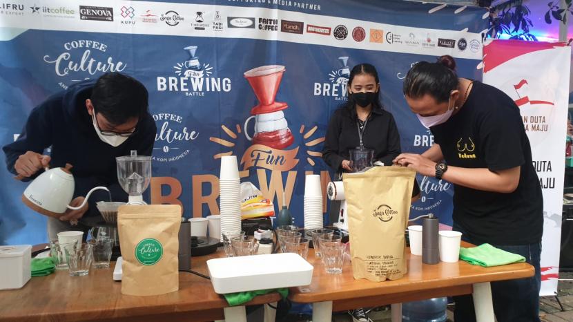 Coffee Culture Indonesia menggelar kompetisi Fun Brewing Battle untuk para barista dan pecinta kopi di Jakarta pada Sabtu (16/10).